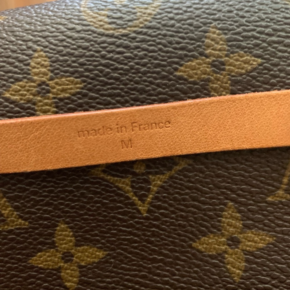 SOLD Authentic Louis Vuitton Florentine Belt ONLY. The belt is too large for me.